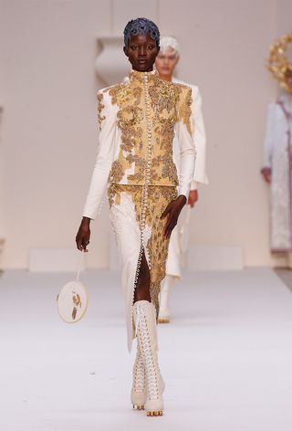 Couture fall 2024 runway looks.